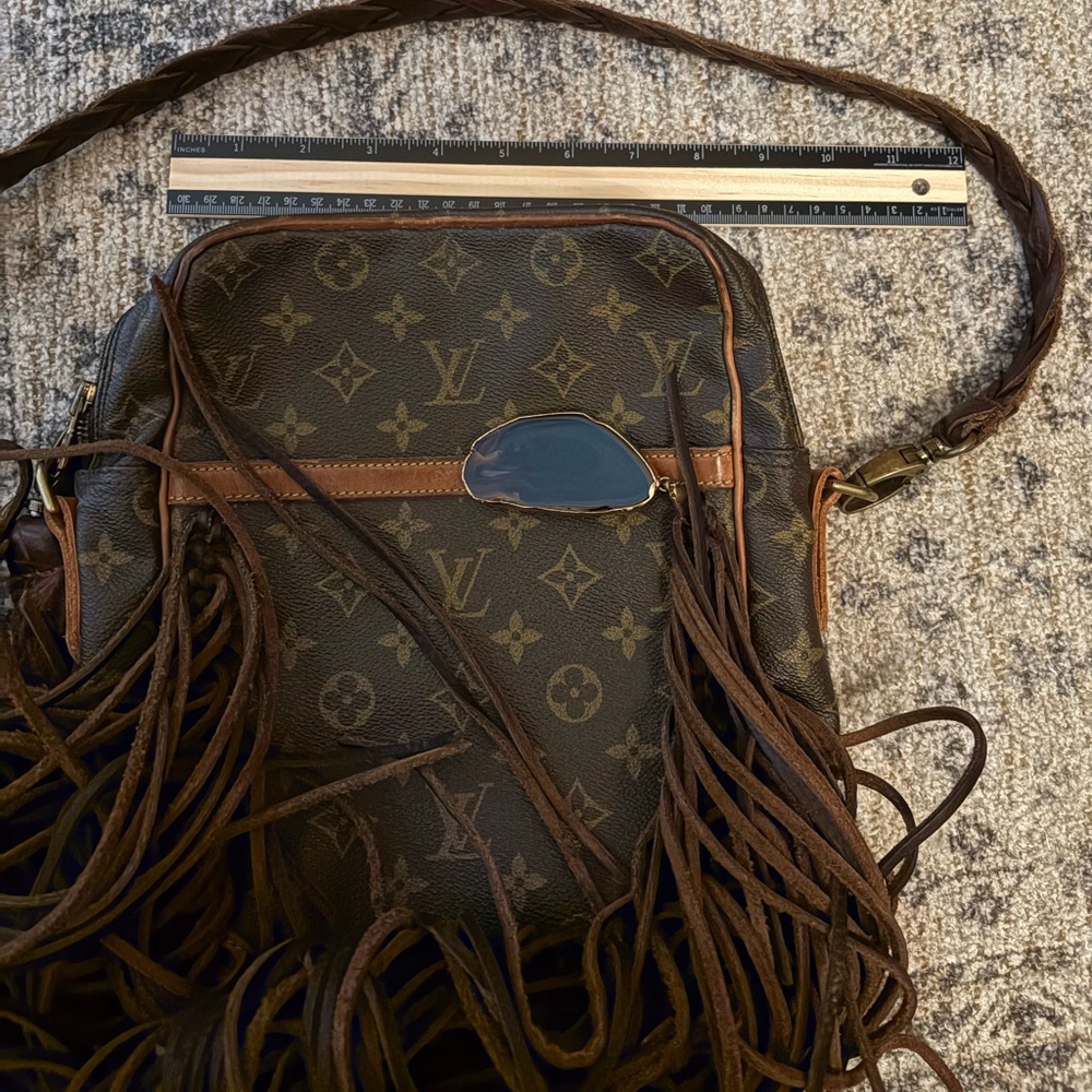 Louis Vuitton Brown Crossbody Bag with Fringe - Picture 15 of 15